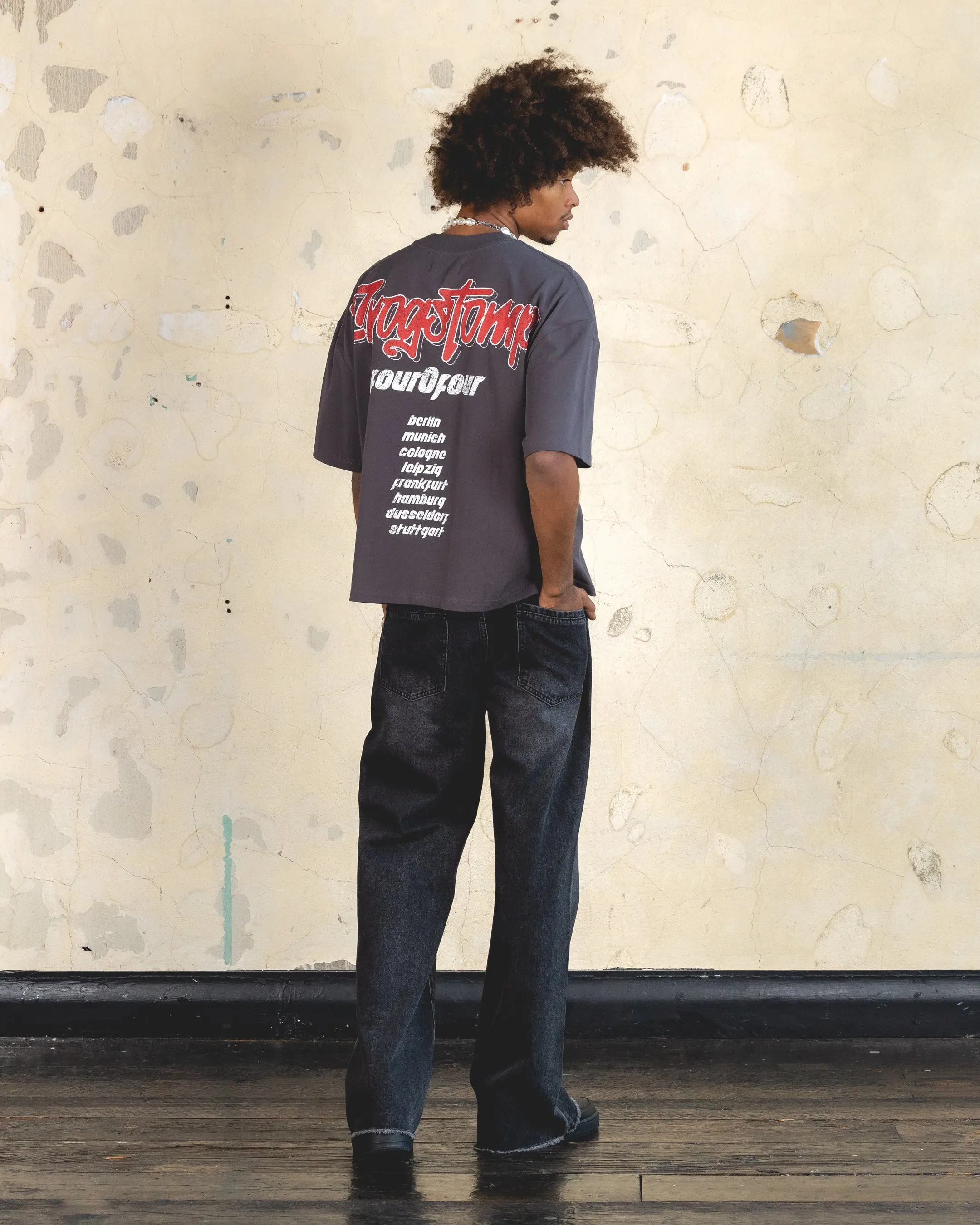 404 Frogstomp Cropped T-Shirt Charcoal