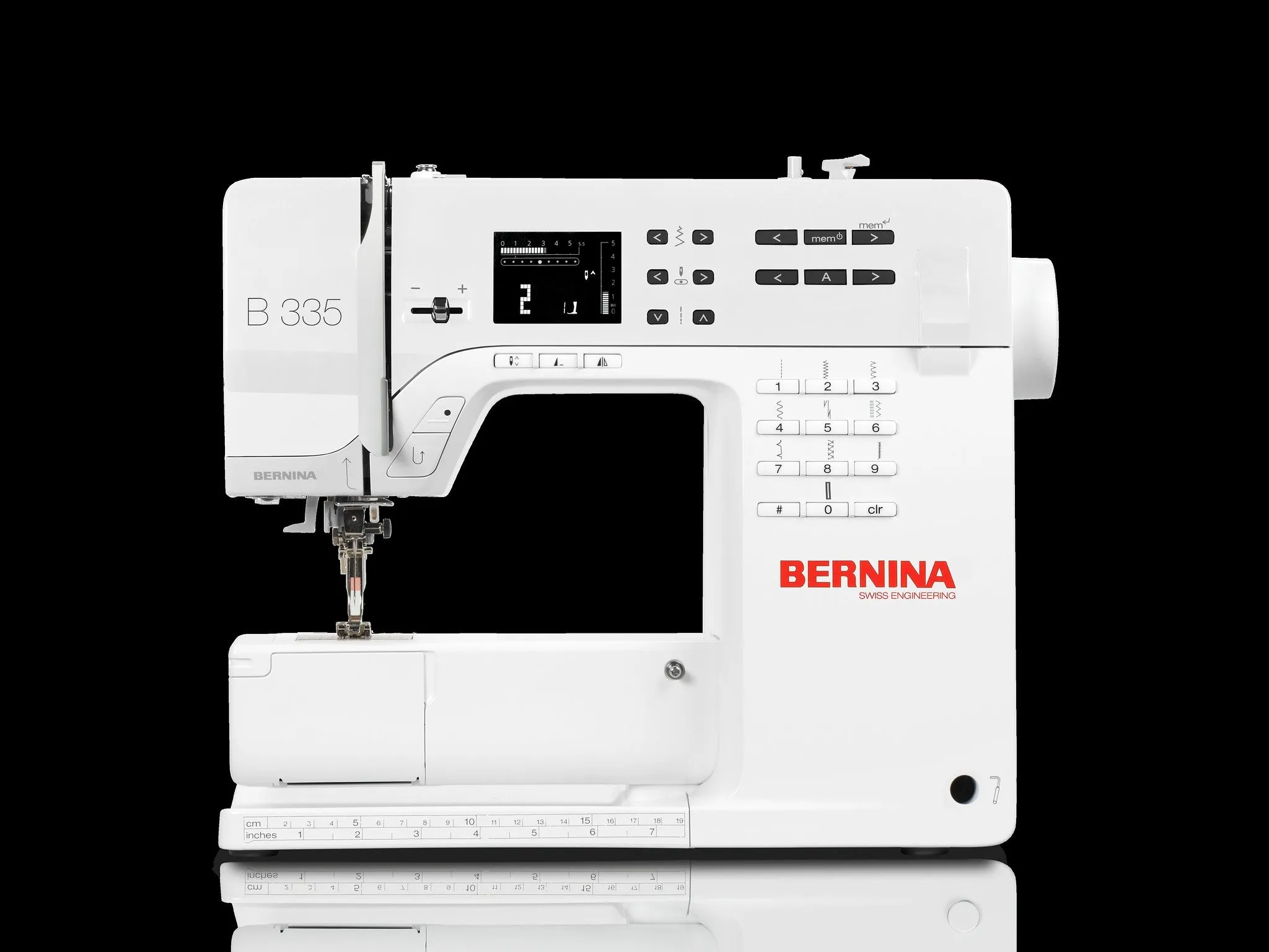 Bernina 335 - Includes Free Walking Foot