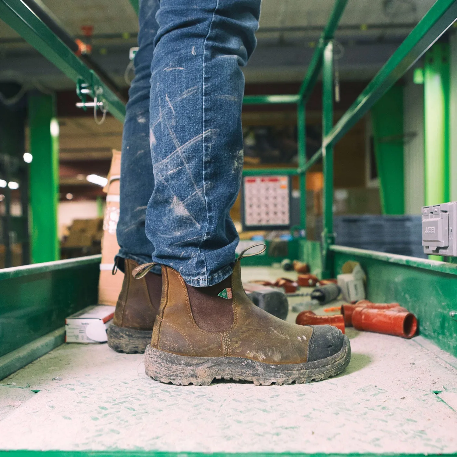 Blundstone 169 - Work & Safety Boot Rubber Toe Cap Saddle Brown