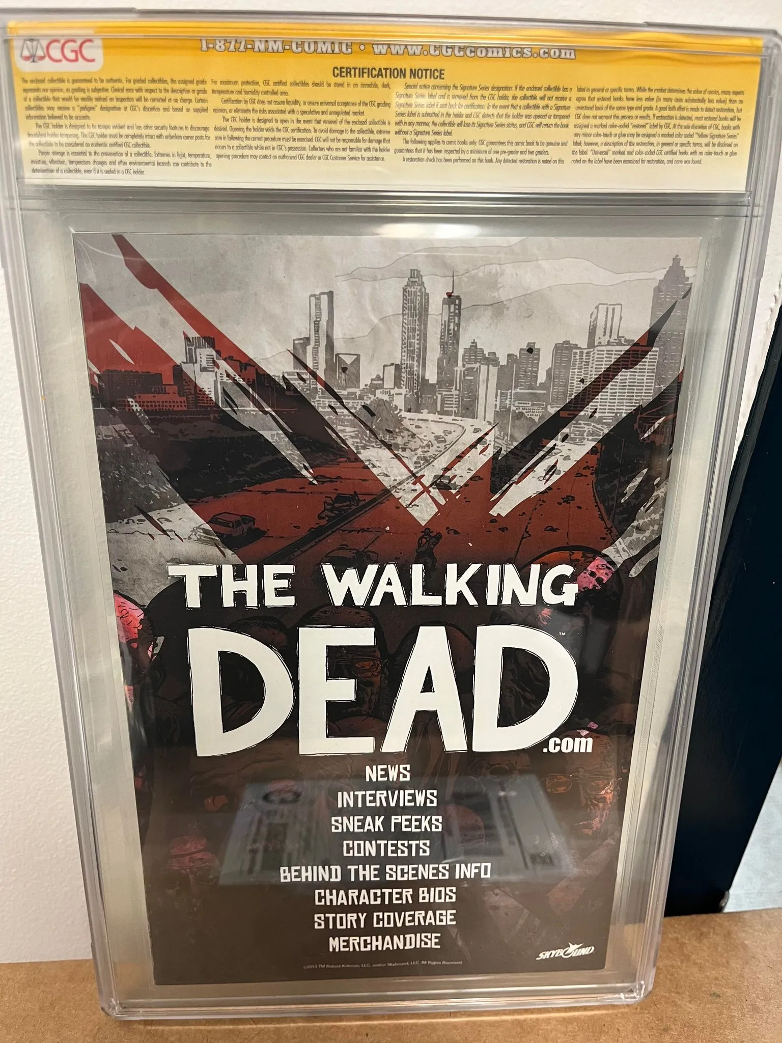 CGC 9.8 Signature Series The Walking Dead #1 Signed & Sketch by Julian Totino Tedesco Wizard World Philadelphia Edition