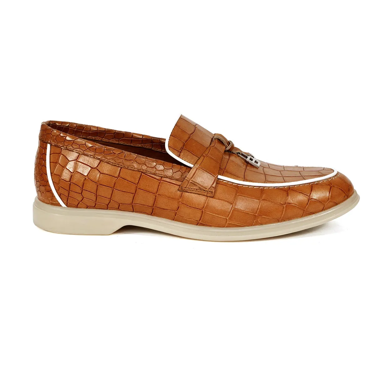 Deep Cut Yacht Shoes in Tan Leather