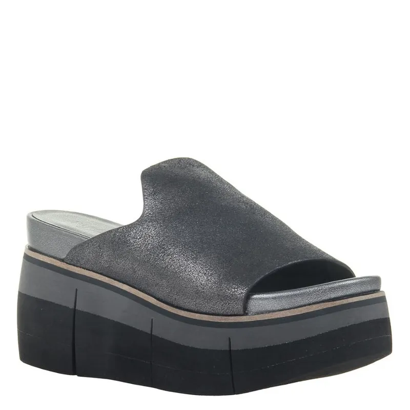 Flow Platform Wedge • Pewter