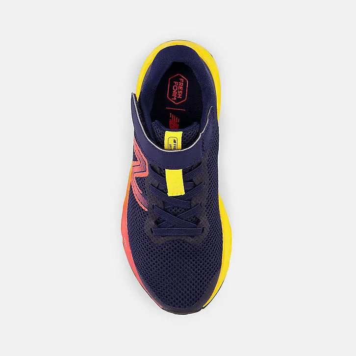 Fresh Foam Arishi v4 Bungee Lace with Top Strap - Team Navy with Electric Red