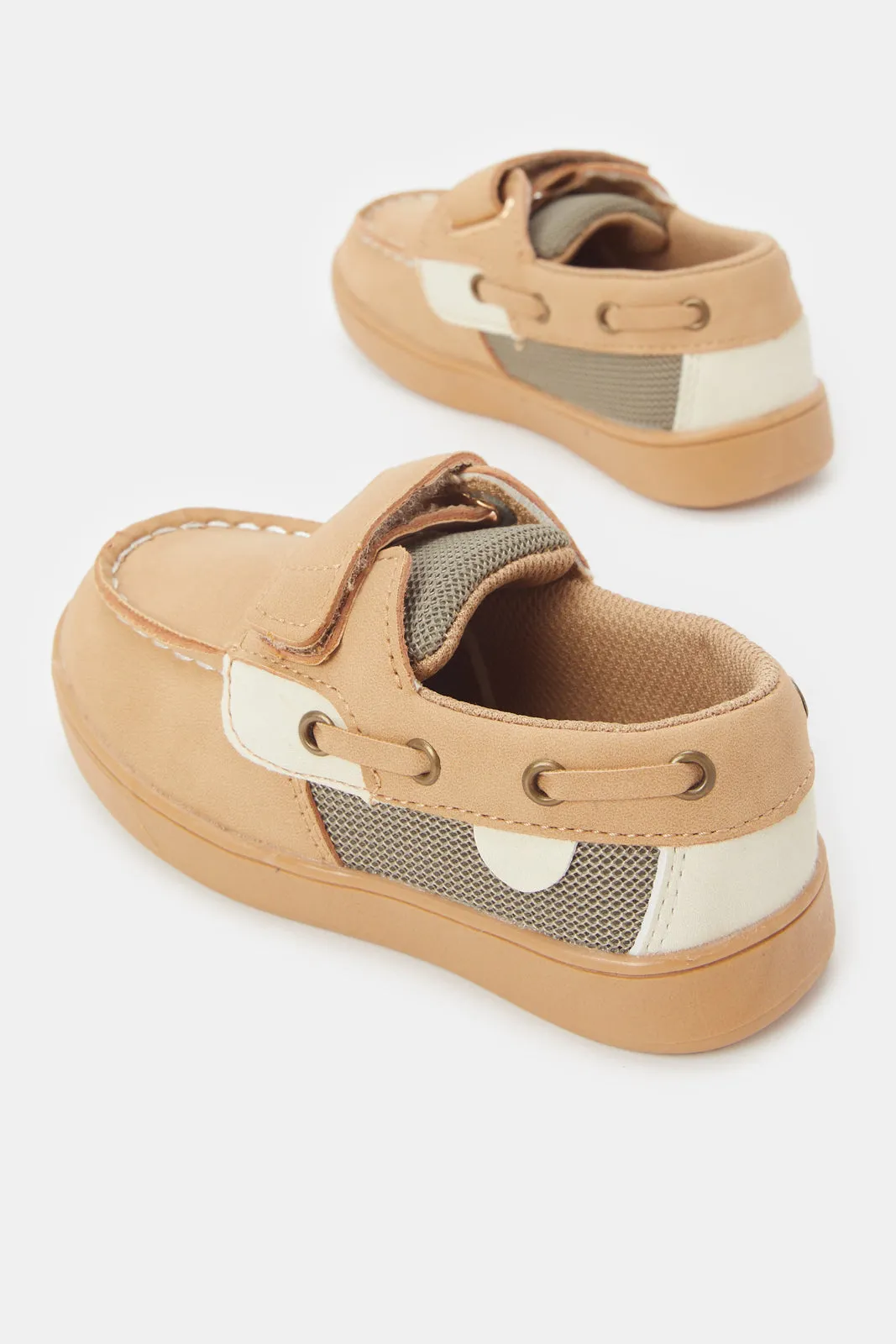 Infant Boys Beige Velcro Sneaker