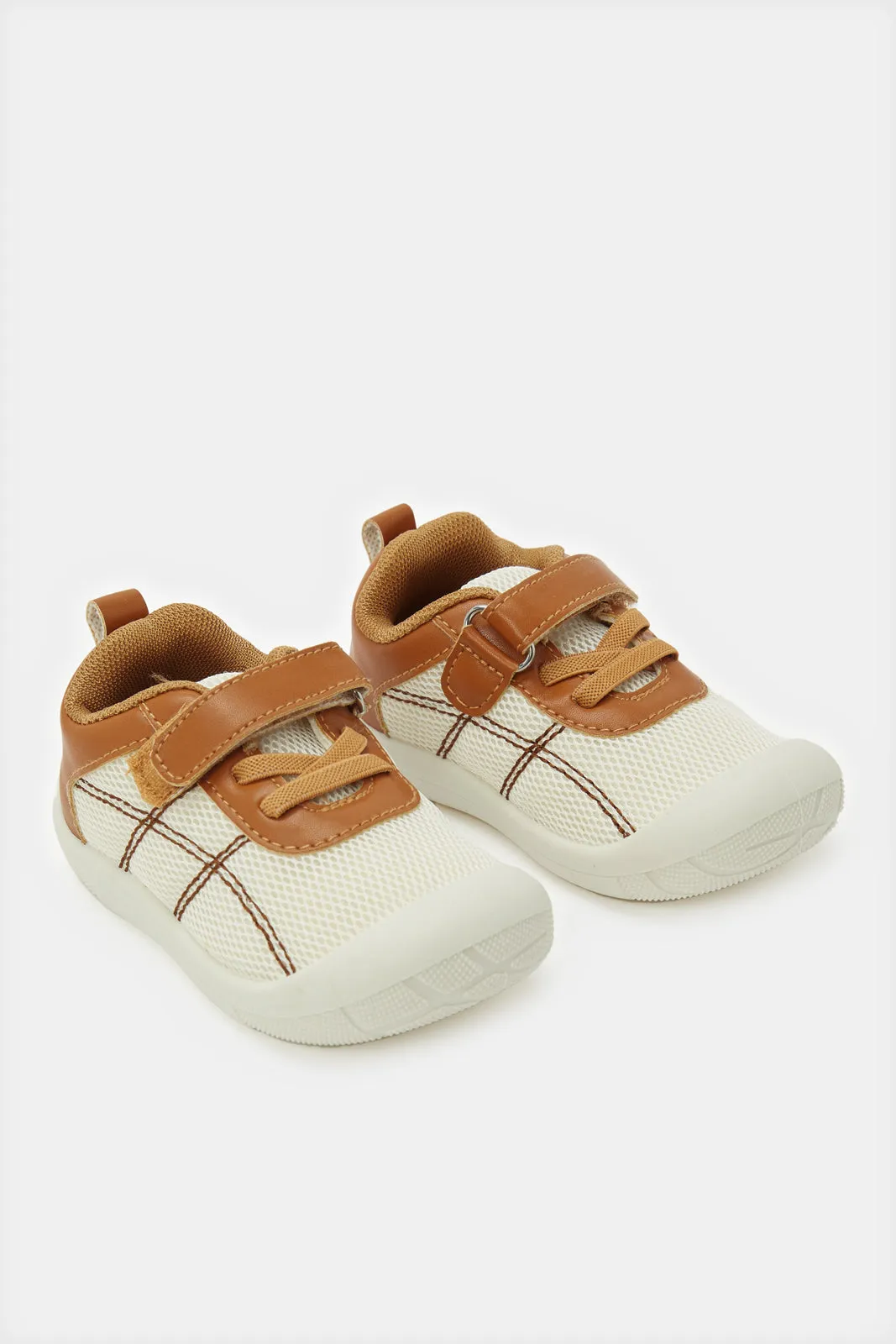 Infant Boys Brown Textured Velcro Pump