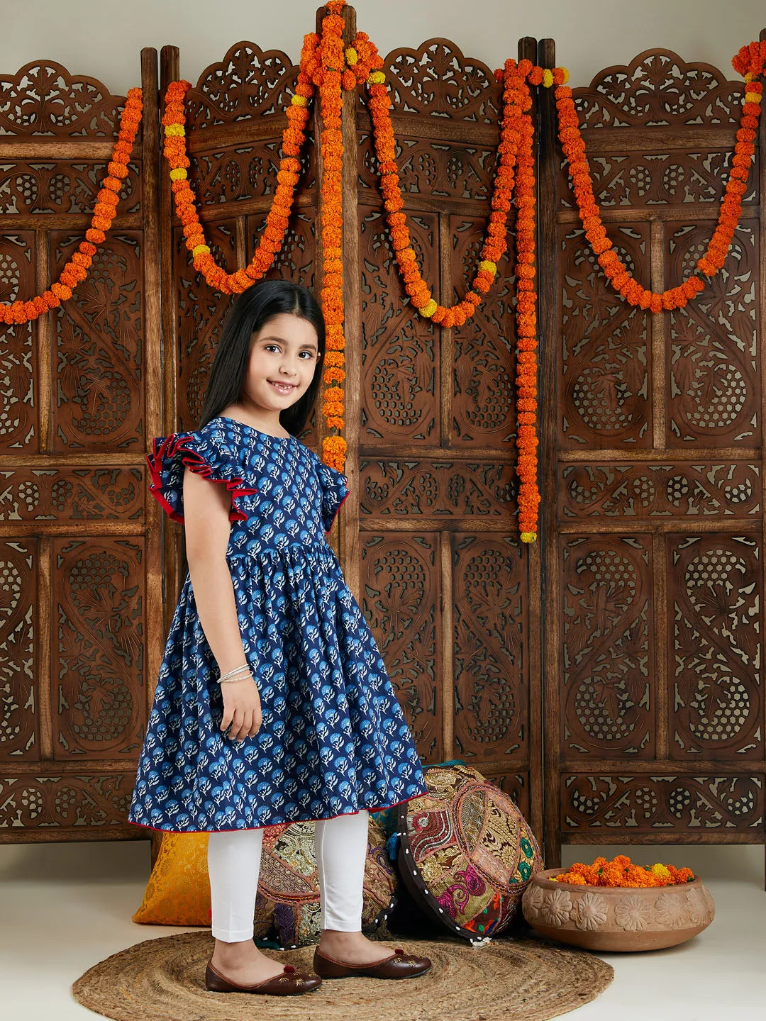 Jashvi Girl's Blue Printed Frock With Leggings Set