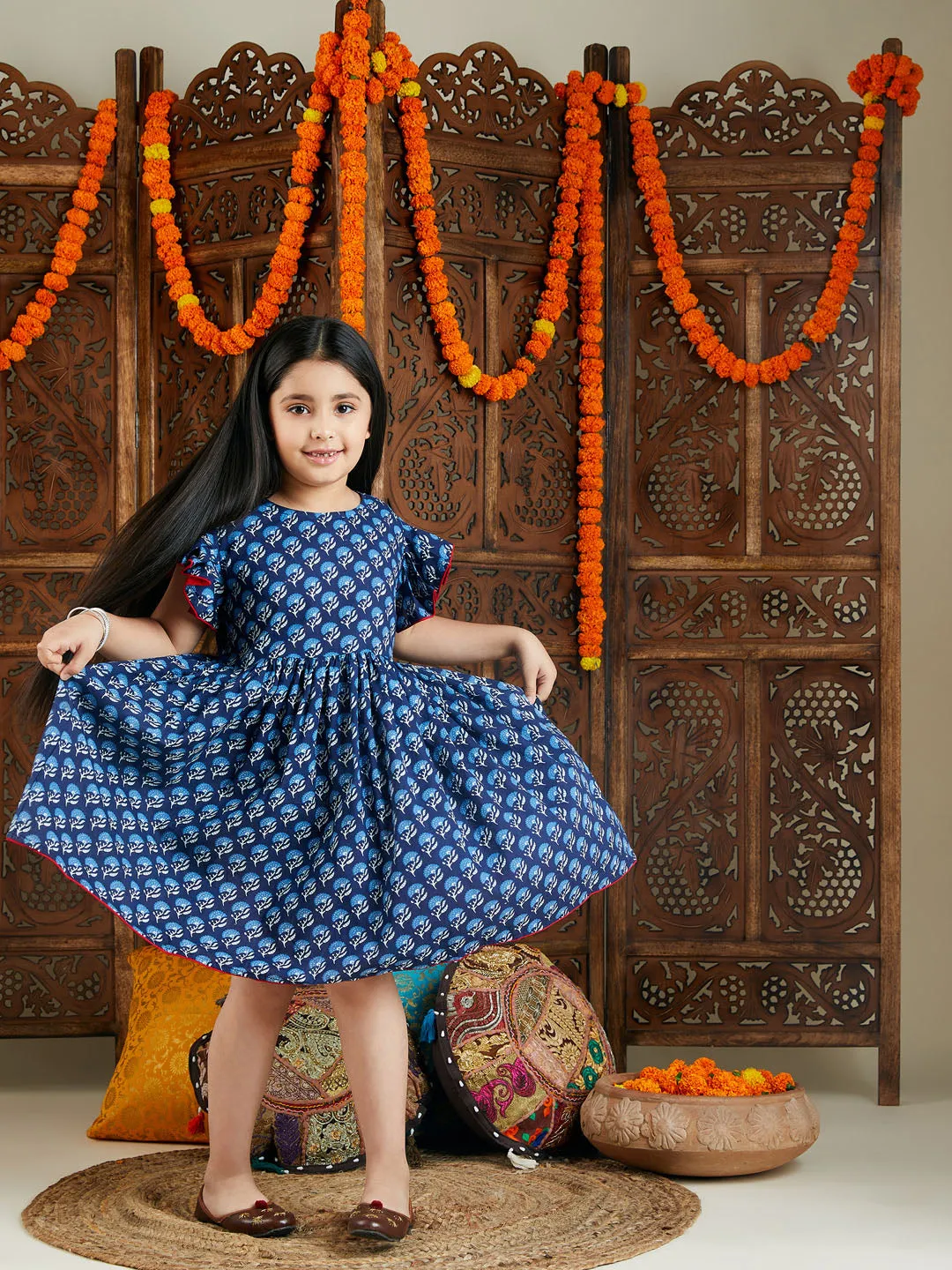 Jashvi Girl's Blue Printed Frock