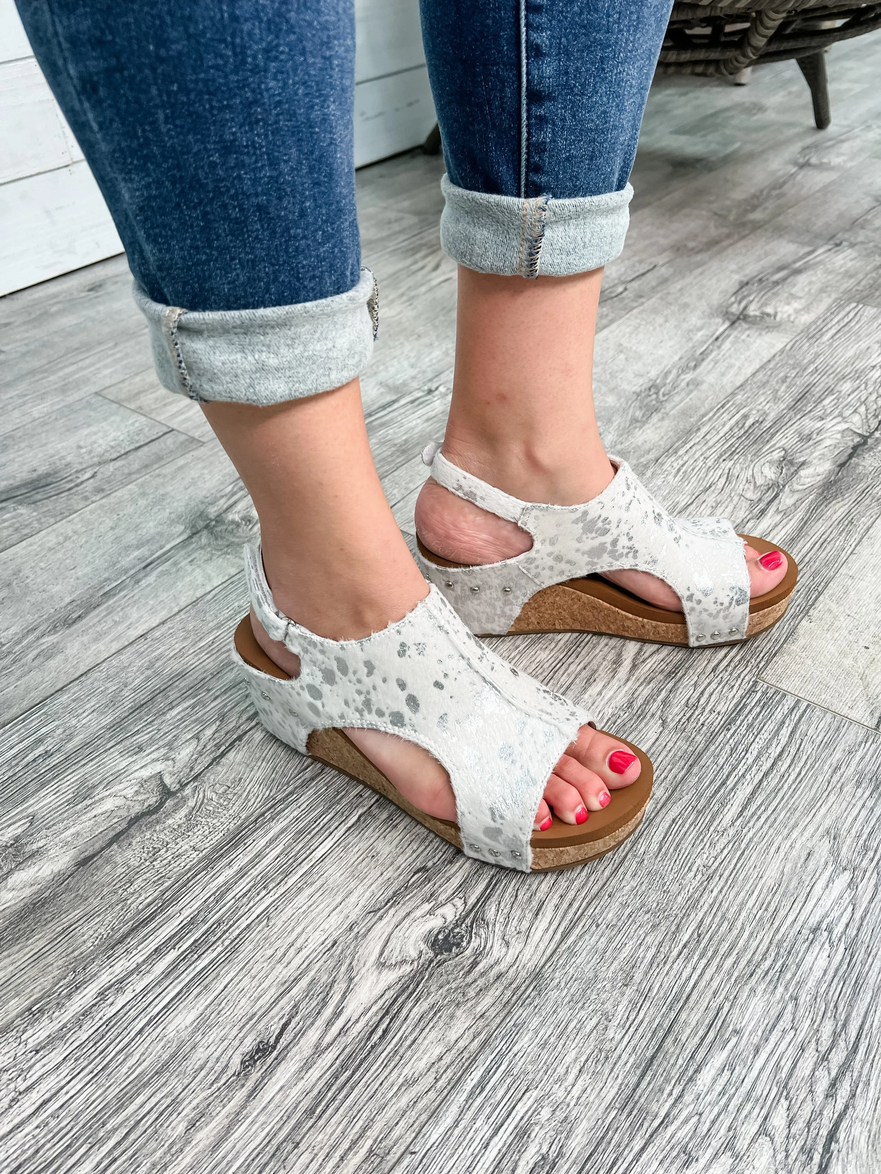 "Harper" Faux Hair Hide Wedge Sandal (Silver & White)