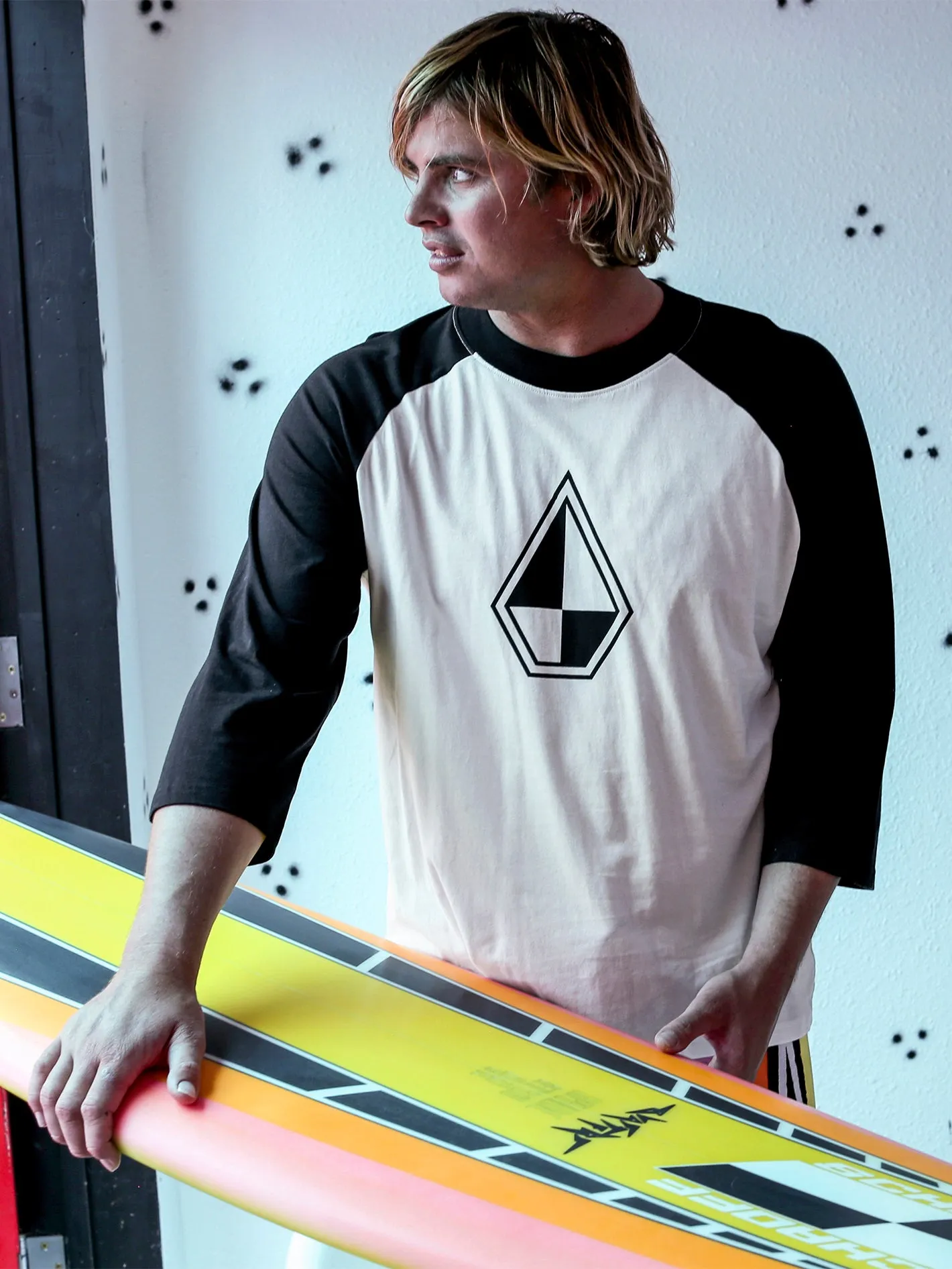 Schroff X Volcom 3/4 Raglan Tee - White