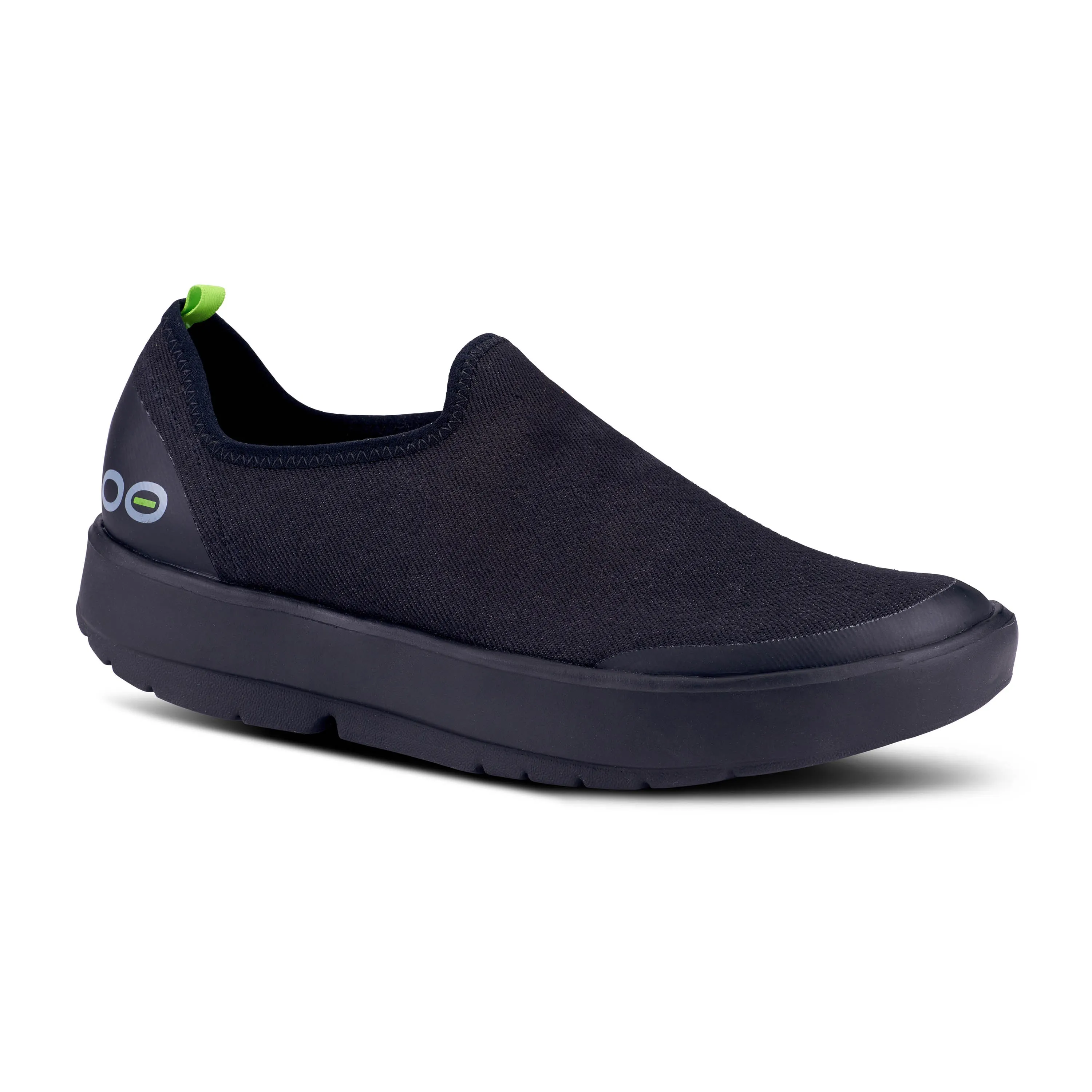 Women's OOMG eeZee Low Canvas Slip-On in Black